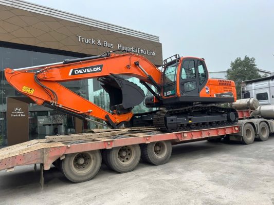 Máy xúc doosan develon DX220LCA